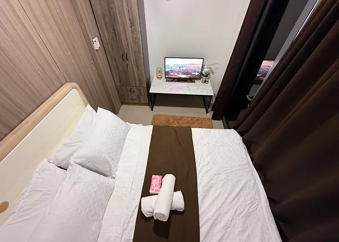 Shore Pasay Манила