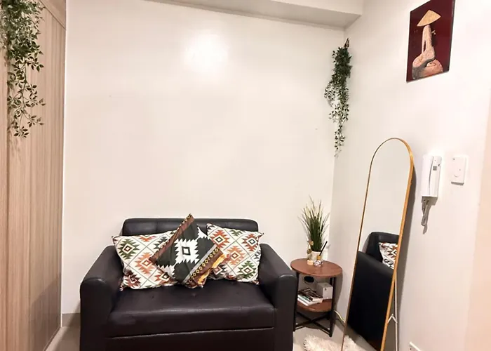 Апартаменты Shore Pasay *